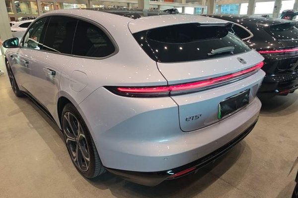 Nio ET5T 2025, 19300 км, за 27646 USD