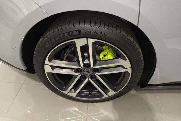Nio ET5T 2025, 100 км, за 29062 USD