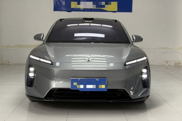 Nio ET5T 2025, 11600 км, за 25638 USD