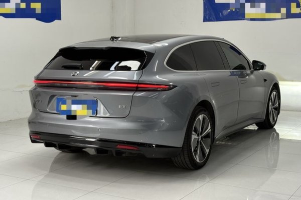 Nio ET5T 2025, 11600 км, за 25638 USD