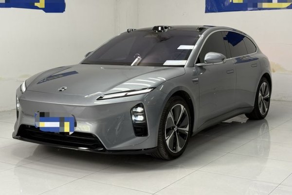 Nio ET5T · 2025 год