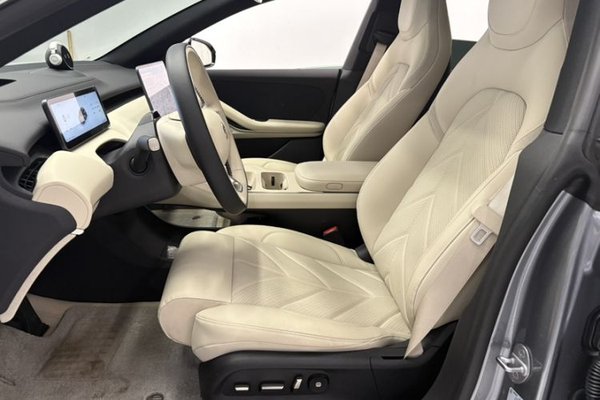 Nio ET5T 2025, 11600 км, за 25638 USD - фото 16