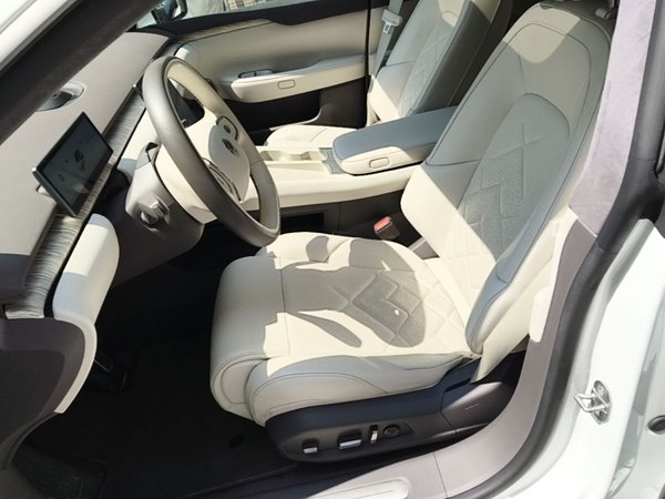 Nio ET7 2022, 63800 км, за 31253 USD