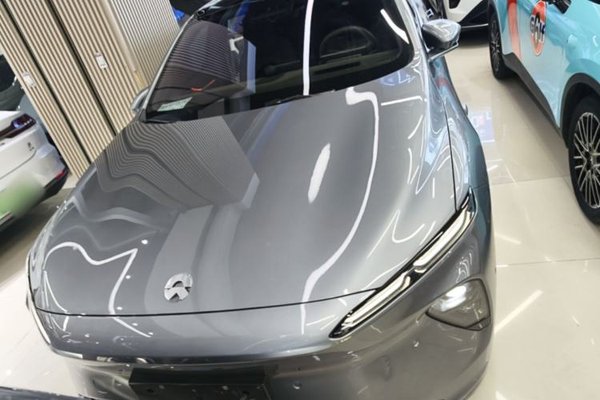 Nio ET7 2024, 23900 км, за 34123 USD