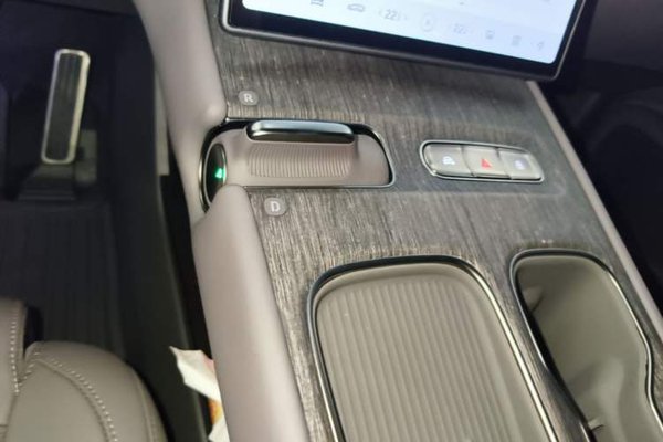 Nio ET7 2024, 23900 км, за 34123 USD - фото 26