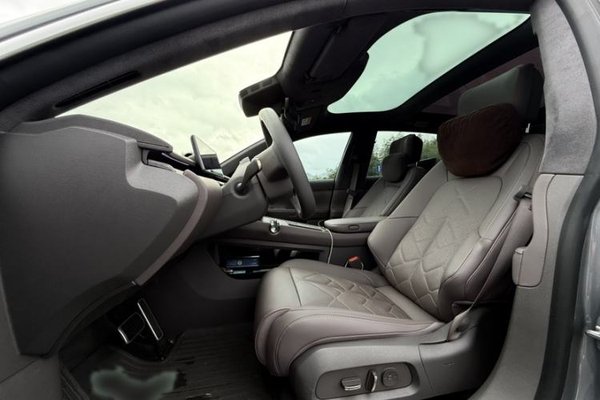 Nio ET7 2024, 23900 км, за 34123 USD - фото 35