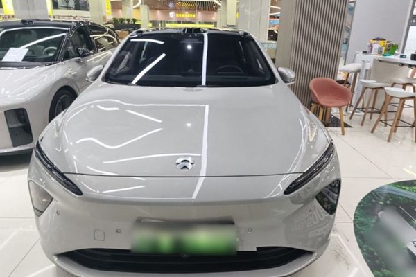 Nio ET7 2024, 34900 км, за 28871 USD