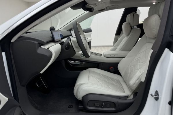 Nio ET7 2024, 17900 км, за 35007 USD - фото 18