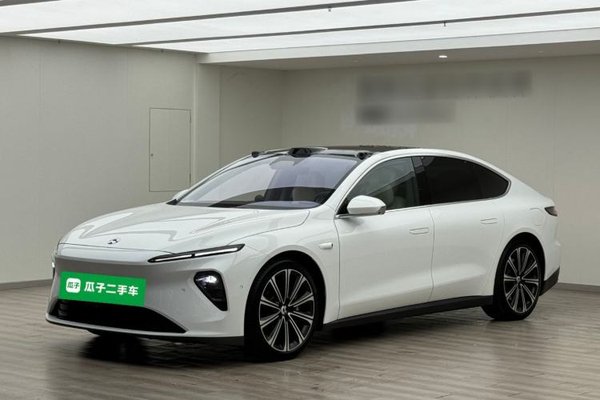 Nio ET7 · 2024 год