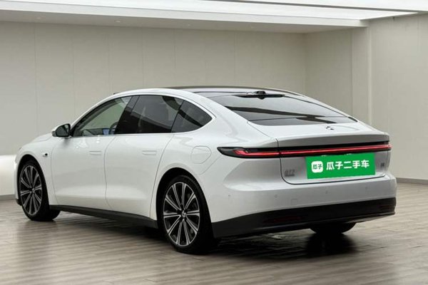 Nio ET7 2024, 17900 км, за 35007 USD