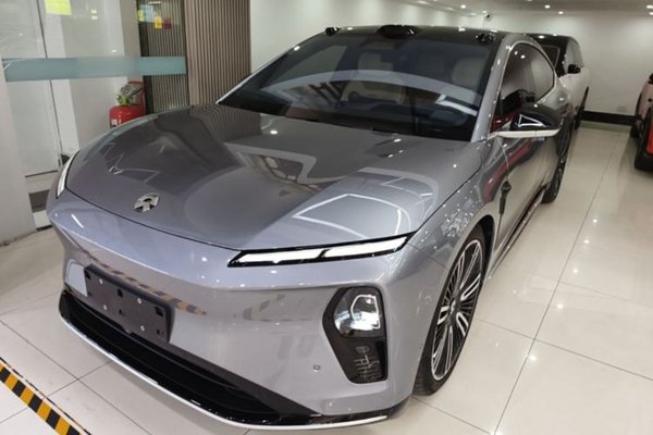 Nio ET9 · 2025 год