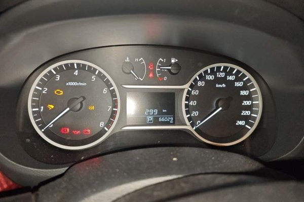 Nissan Lannia 2016, 66000 км, за 5049 USD - фото 11