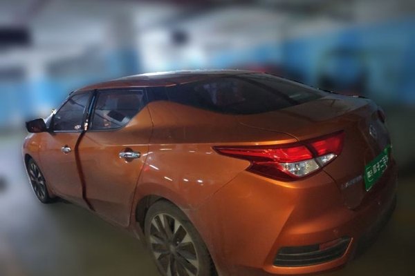 Nissan Lannia 2016, 66000 км, за 5049 USD