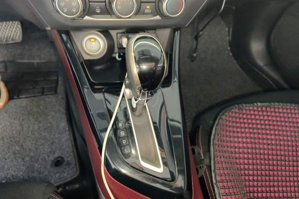 Nissan Lannia 2016, 116100 км, за 7643 USD - фото 11