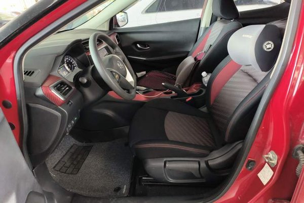 Nissan Lannia 2016, 116100 км, за 7643 USD - фото 12