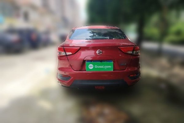 Nissan Lannia 2019, 120000 км, за 5378 USD