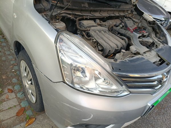 Nissan Livina 2013, 110700 км, за 3059 USD - фото 7