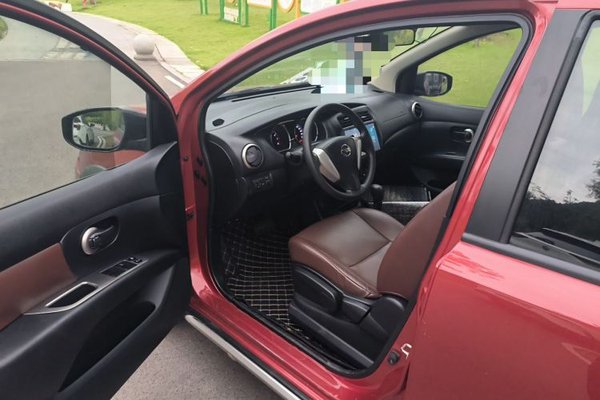 Nissan Livina 2015, 92500 км, за 3850 USD - фото 16