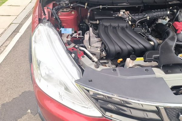 Nissan Livina 2015, 92500 км, за 3850 USD - фото 23