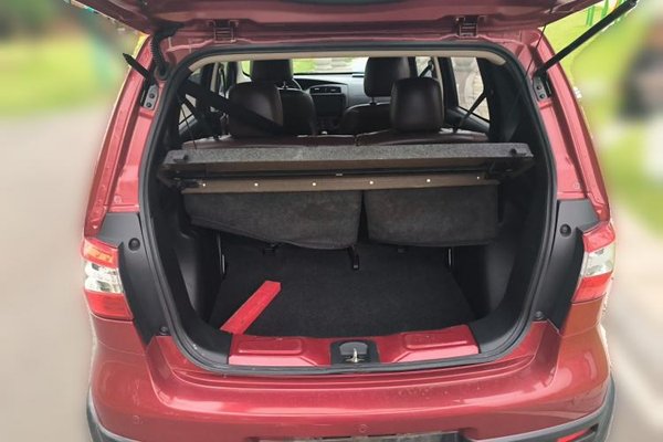 Nissan Livina 2015, 92500 км, за 3850 USD - фото 19