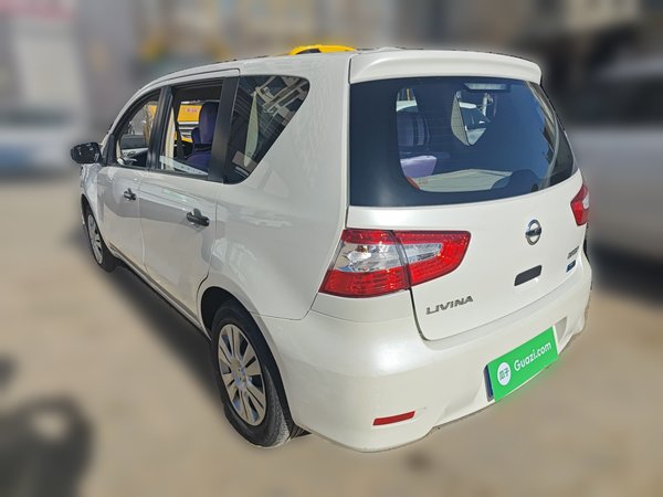 Nissan Livina 2015, 52800 км, за 6206 USD