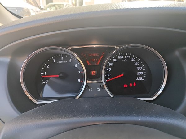 Nissan Livina 2015, 52800 км, за 6206 USD - фото 12