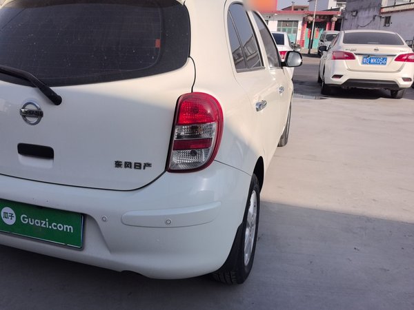 Nissan March 2010, 64200 км, за 6121 USD - фото 8