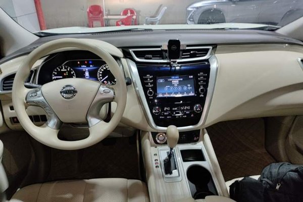 Nissan Murano 2019, 72100 км, за 13953 USD