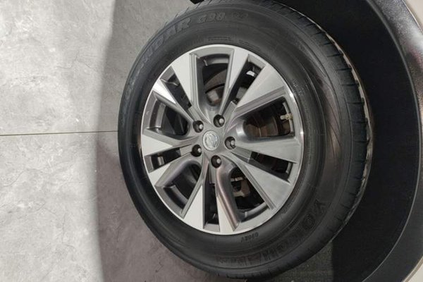 Nissan Murano 2019, 72100 км, за 13953 USD