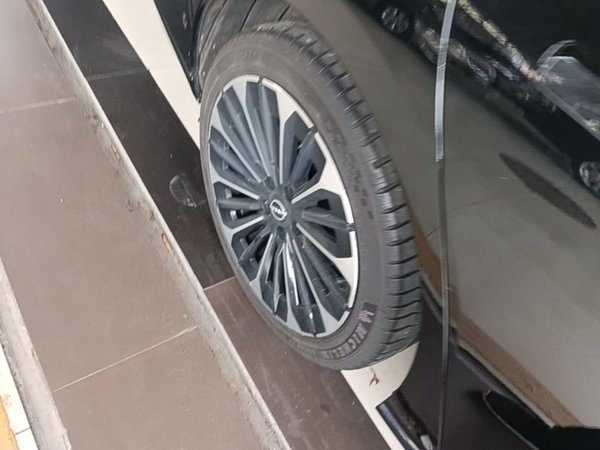 Nissan N7 2025, 6100 км, за 17959 USD - фото 10