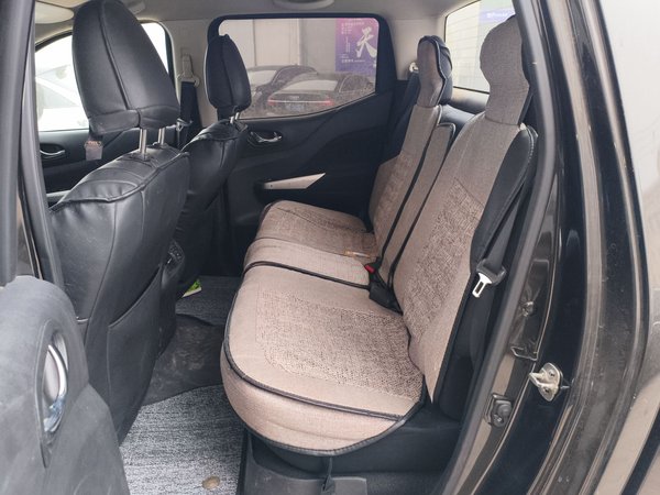 Nissan Navara 2017, 106100 км, за 12035 USD - фото 20