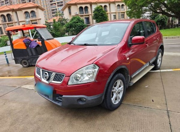 Nissan Qashqai · 2012 год