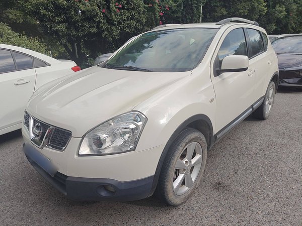 Nissan Qashqai 2015 2.0 XL Coolfire CVT 2WD