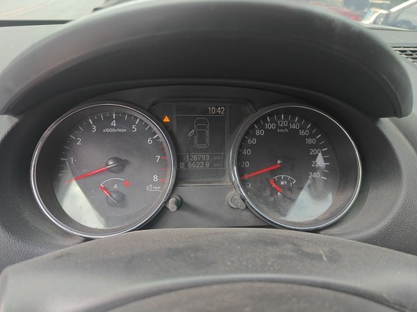 Nissan Qashqai 2015, 126800 км, за 5234 USD - фото 10