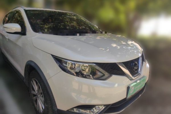 Nissan Qashqai 2016, 106800 км, за 6302 USD