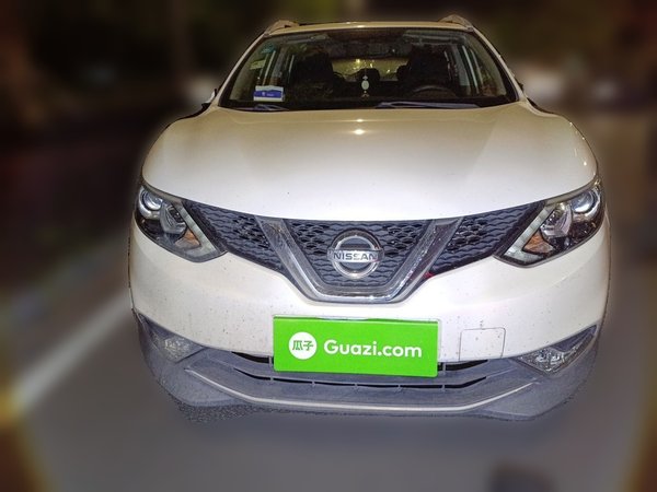 Nissan Qashqai 2016, 112500 км, за 6919 USD