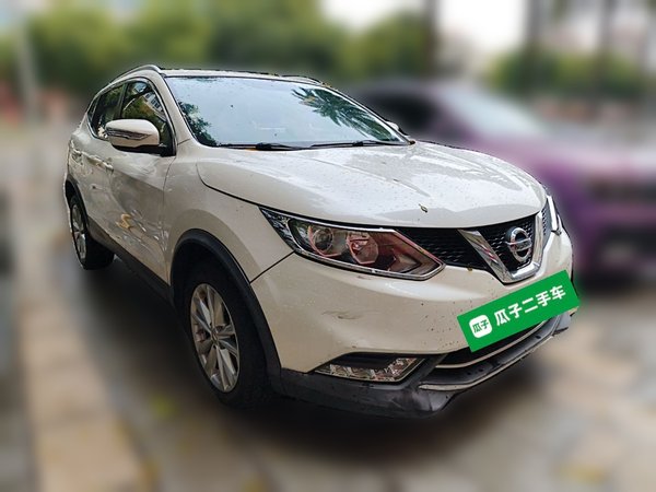 Nissan Qashqai 2016, 131200 км, за 7099 USD