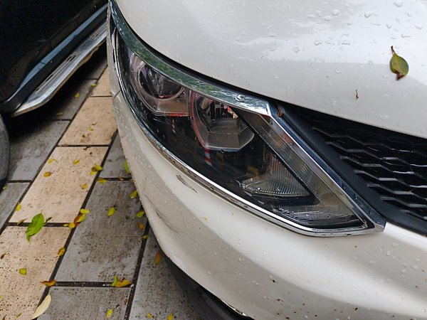 Nissan Qashqai 2016, 131200 км, за 7099 USD