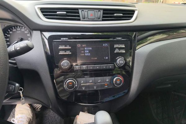 Nissan Qashqai 2016, 36000 км, за 7988 USD - фото 10