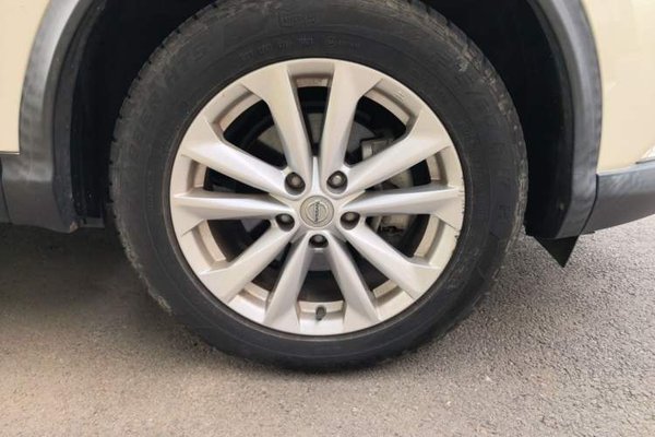 Nissan Qashqai 2016, 36000 км, за 7988 USD