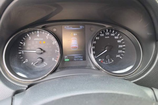 Nissan Qashqai 2016, 36000 км, за 7988 USD - фото 8