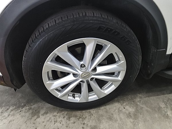 Nissan Qashqai 2016, 77500 км, за 8561 USD - фото 8
