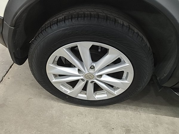 Nissan Qashqai 2016, 77500 км, за 8561 USD - фото 10
