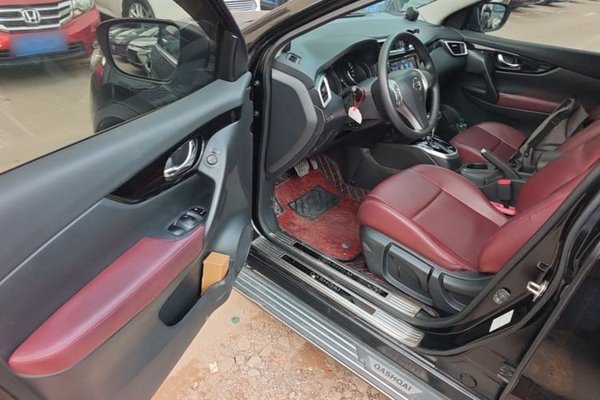 Nissan Qashqai 2017, 82200 км, за 9028 USD - фото 19