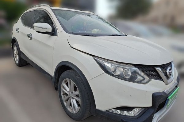 Nissan Qashqai 2017, 101600 км, за 6773 USD