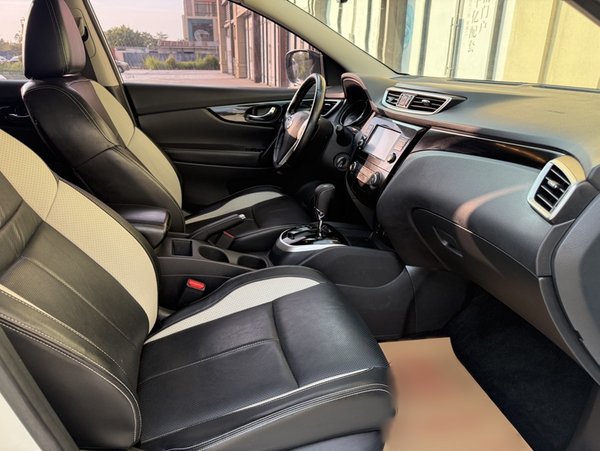 Nissan Qashqai 2017, 109900 км, за 9933 USD - фото 12