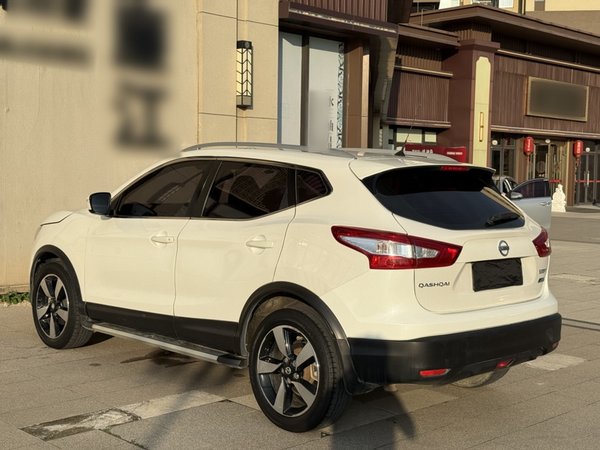 Nissan Qashqai 2017, 109900 км, за 9933 USD