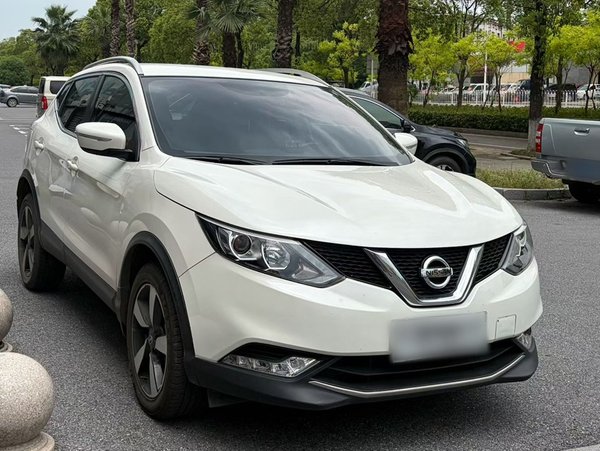 Nissan Qashqai 2017, 51100 км, за 9618 USD