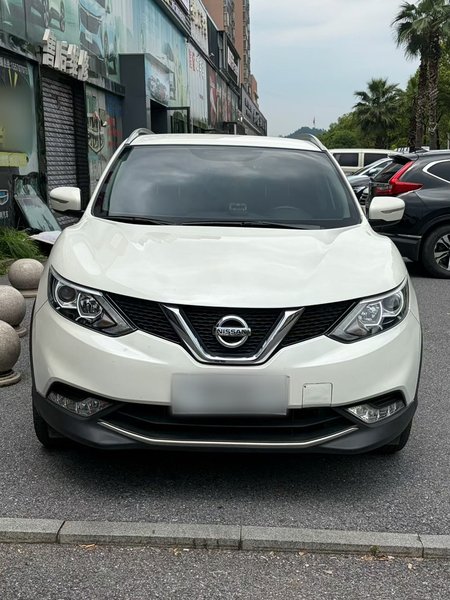 Nissan Qashqai 2017, 51100 км, за 9618 USD