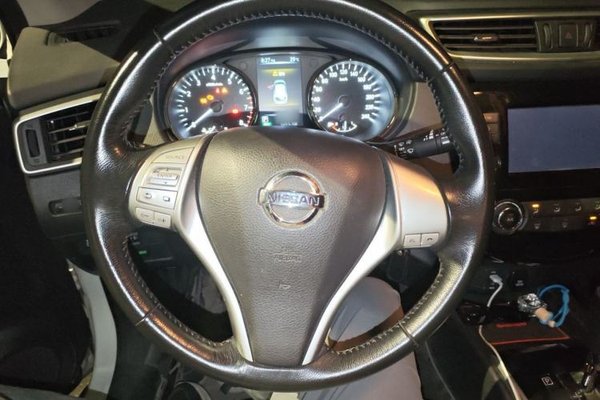 Nissan Qashqai 2017, 79600 км, за 7721 USD - фото 10